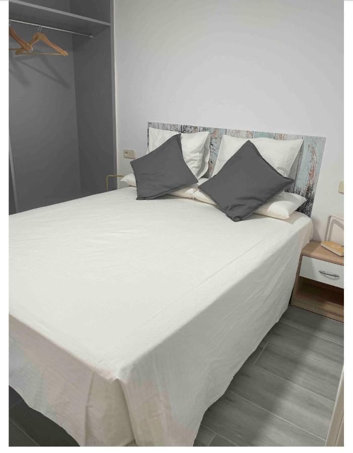 Madrid Villa Suites Bianco المظهر الخارجي الصورة